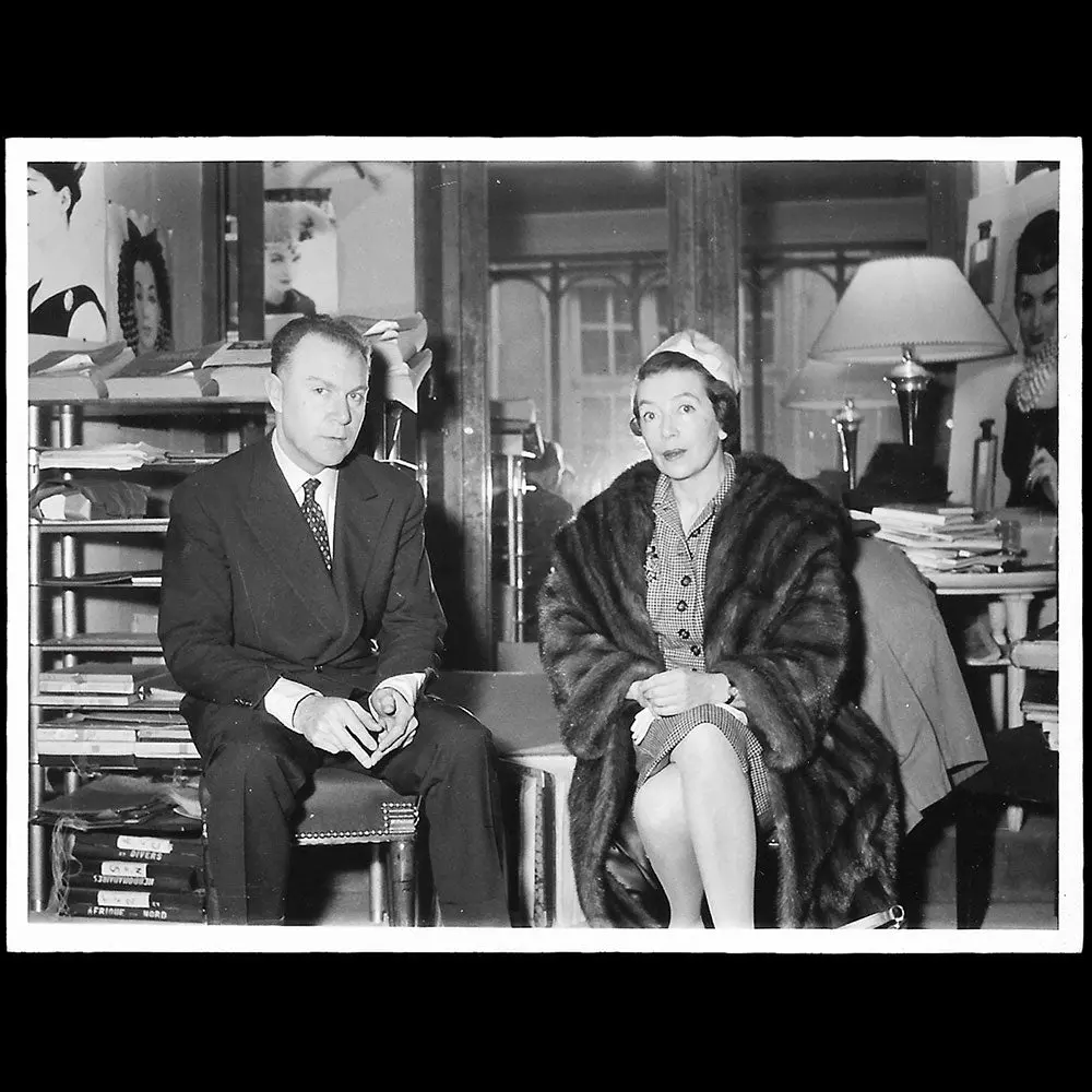Lanvin - Charles Simoni Et Madame Lefevre À La Maison De Couture (1958) 1