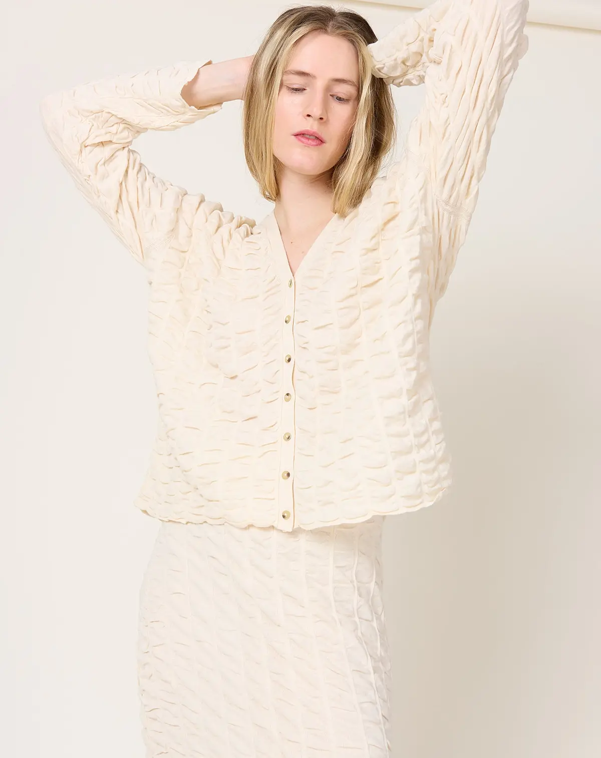 Ruche Cardigan In Creme 1