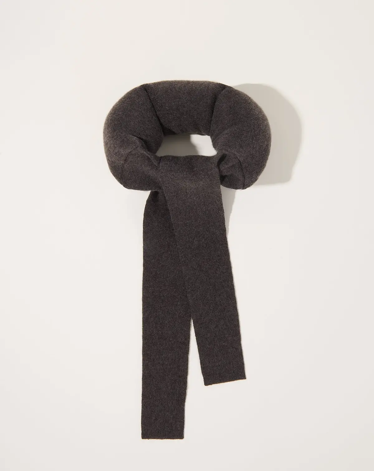 Soft Neck Pillow In Blackened 1