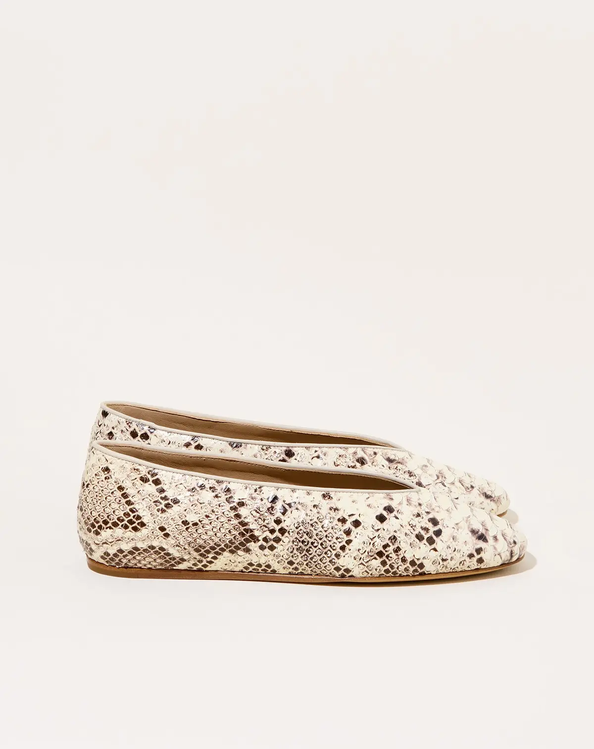 Classic Regency In Roccia Snake 1