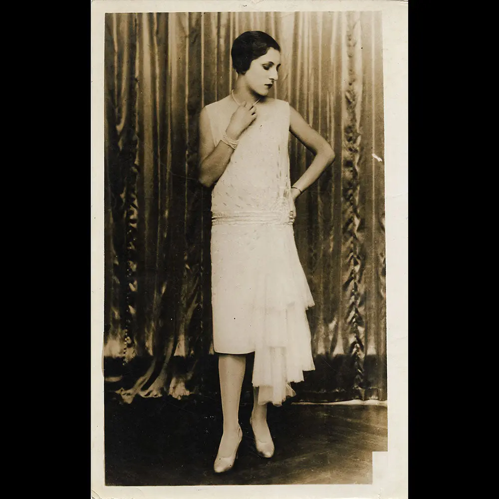 Lucien Lelong - Robe Libertine, Photographie De Photopress (Circa 1925) 1