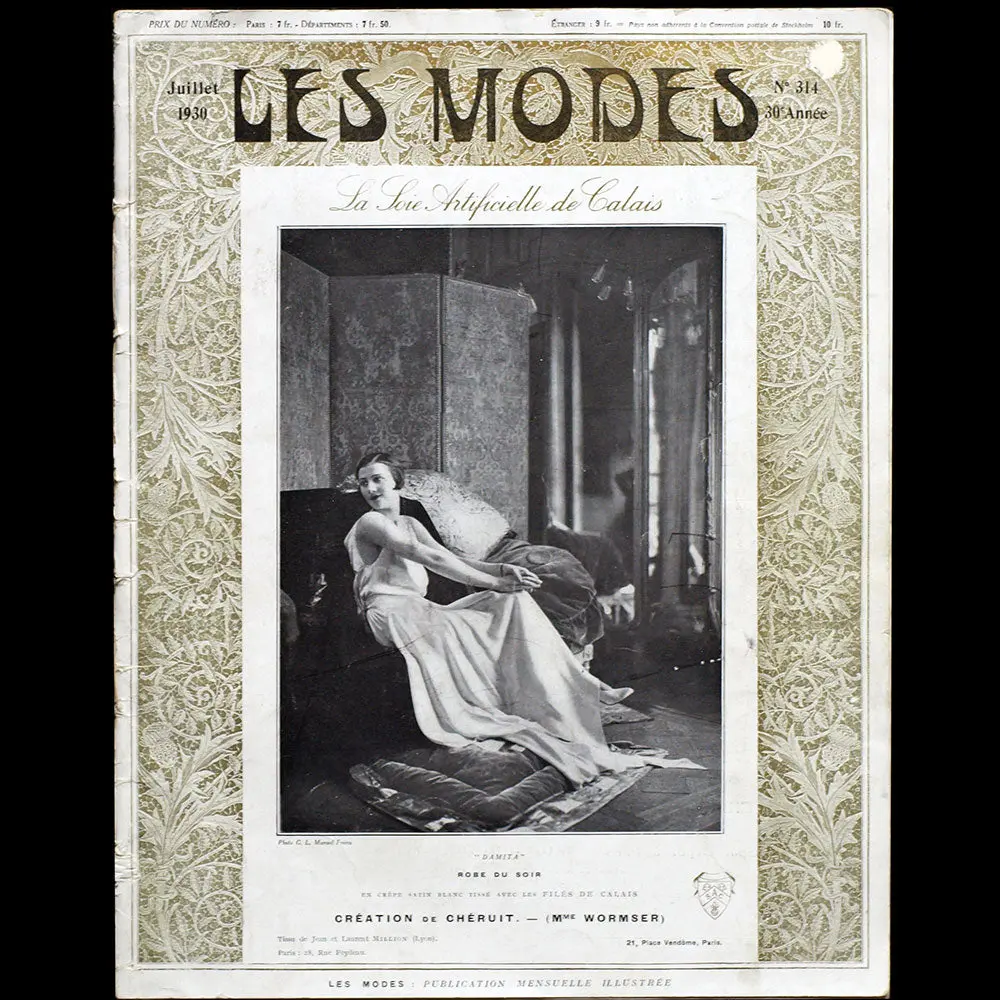 Les Modes (Juillet 1930), Couverture De Manuel Frères D'un Modèle De La Maison Cheruit 1