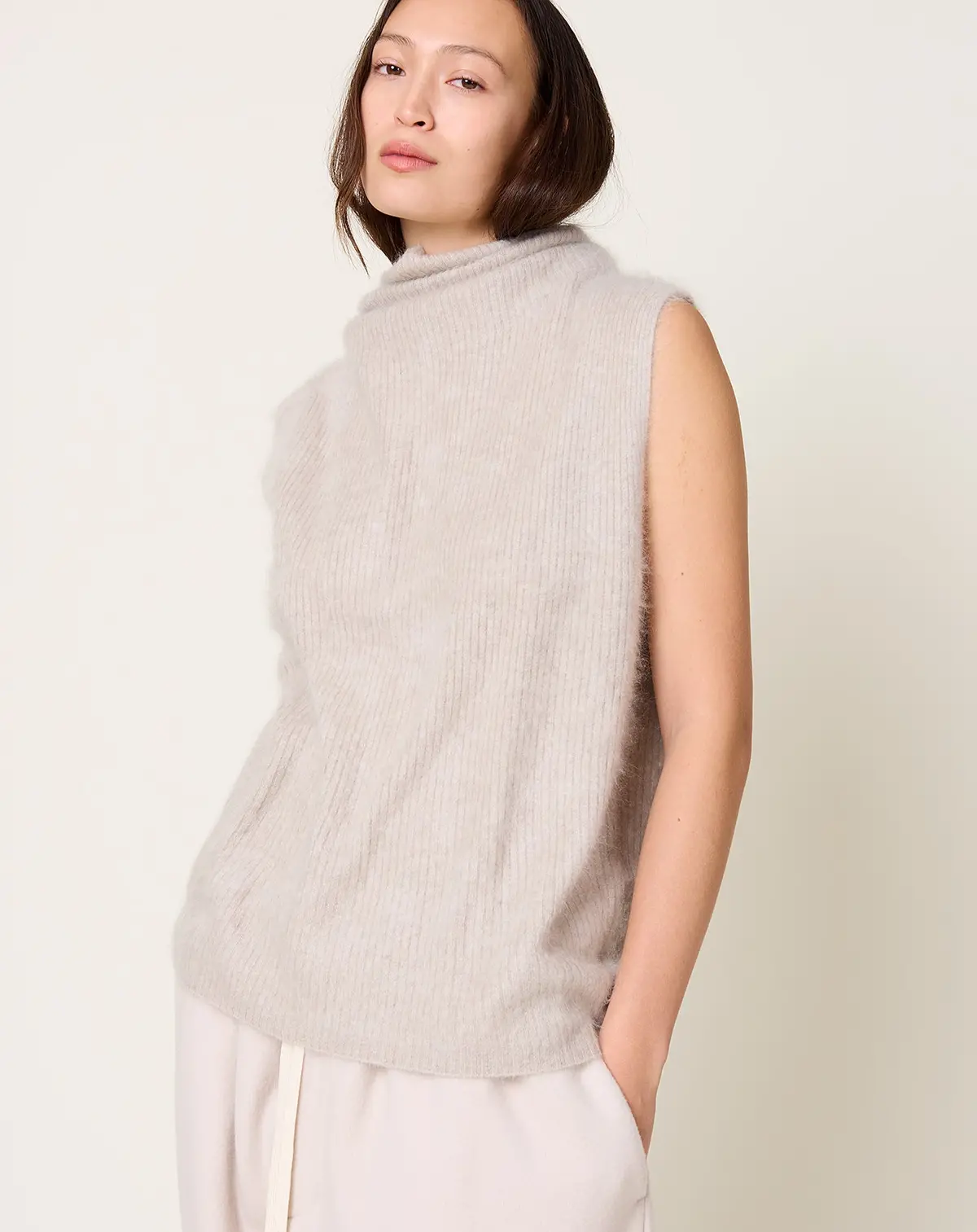 Aisla Vest In Brushed Sand 1