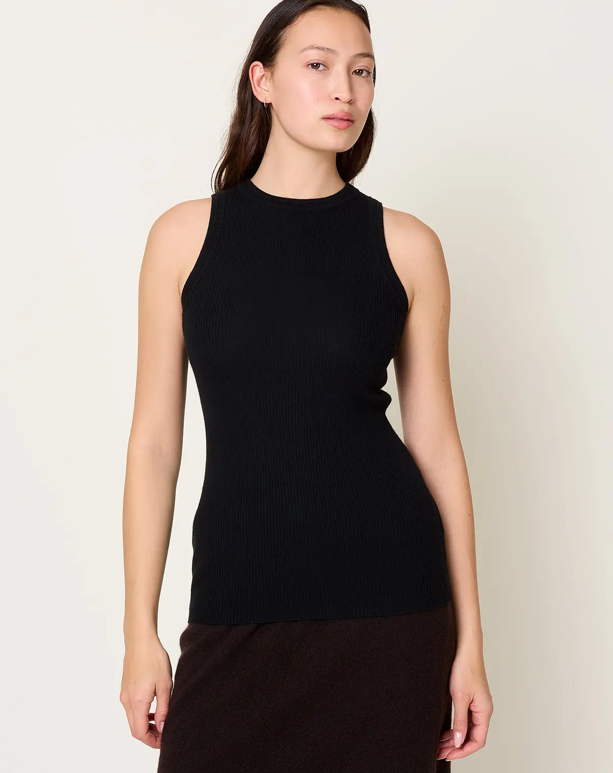Amya Tank In Noir 1