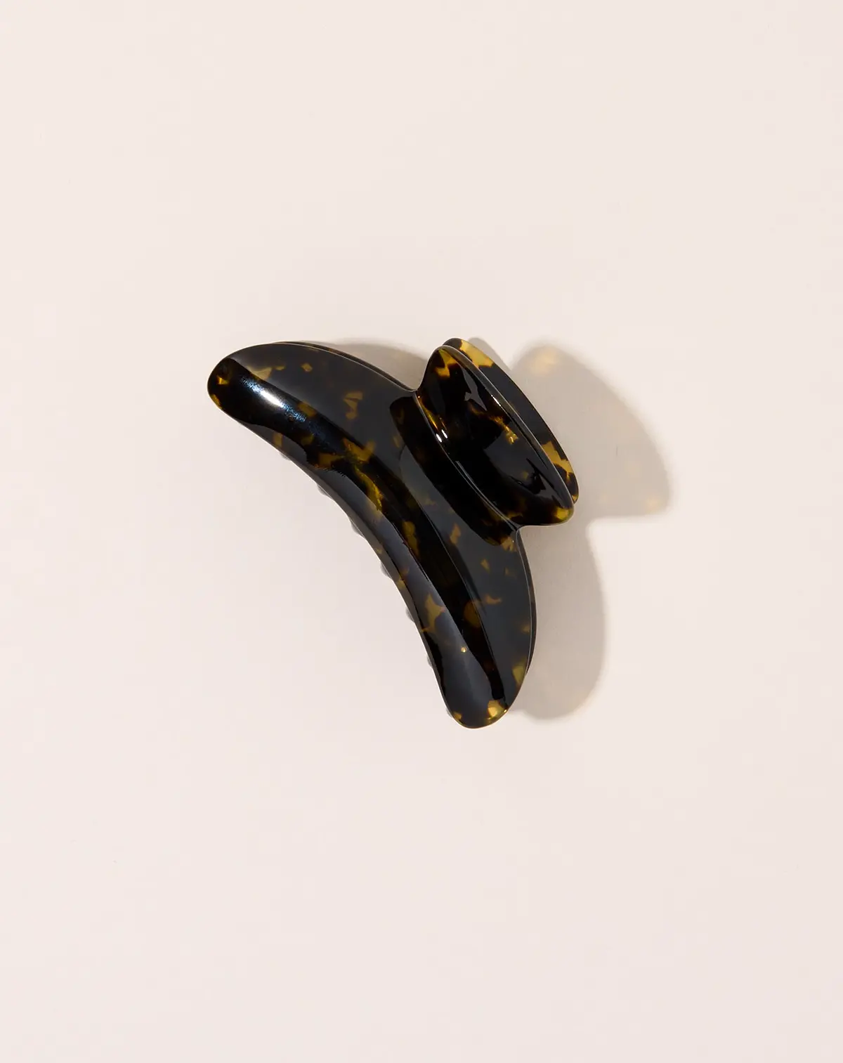 Grande Heirloom Claw In Dark Tortoise 2