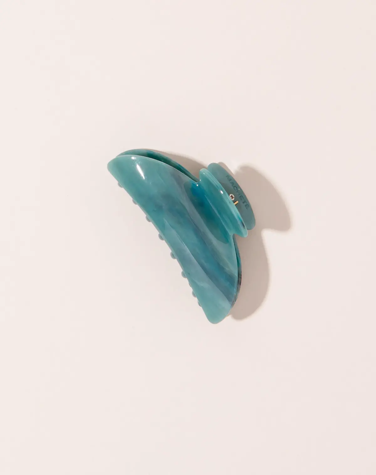 Midi Heirloom Claw In Jadeite 2