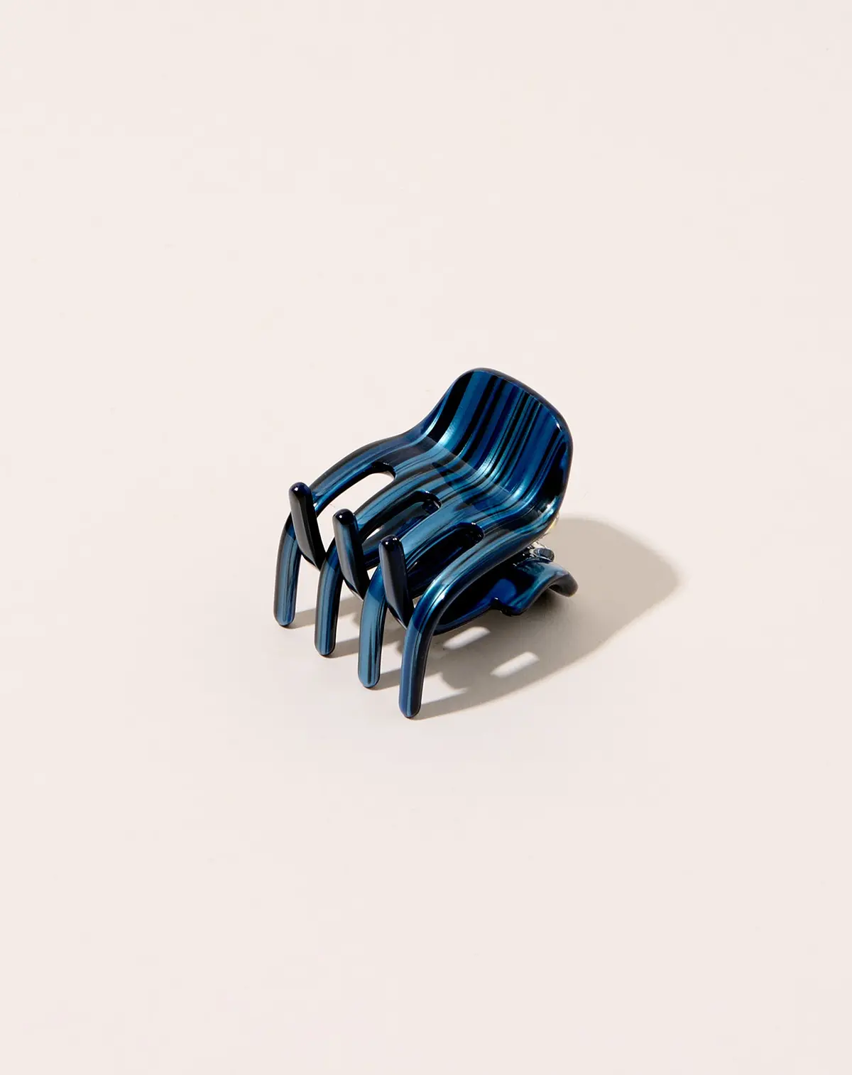 Mini Claw In Indigo 1