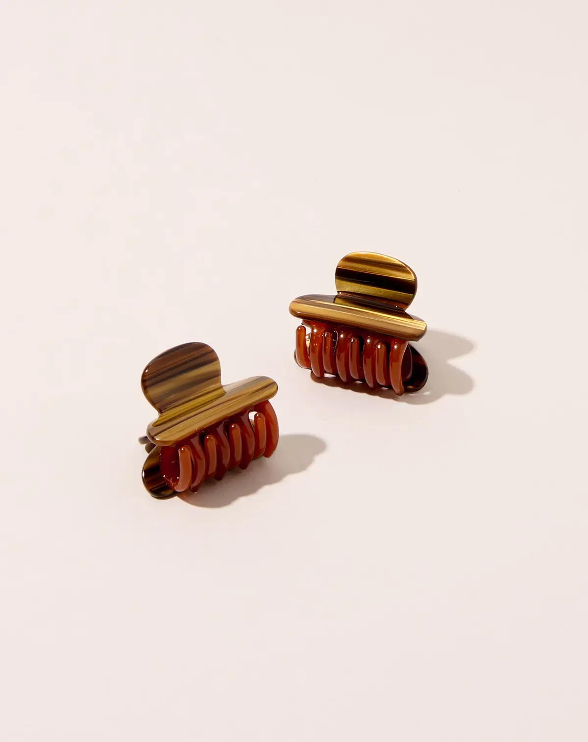 Twin Heirloom Claws In Tiger's Eye 1