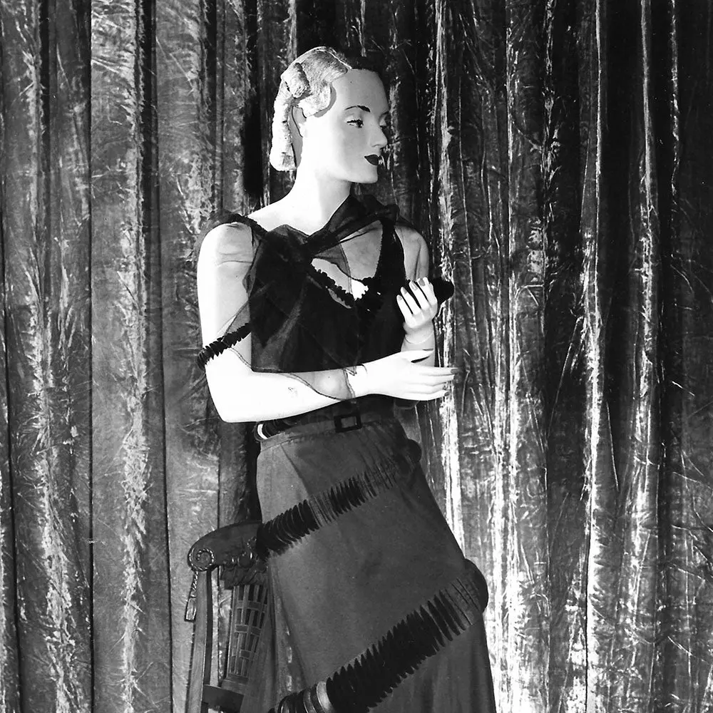 Mainbocher - Robe Du Soir De 1935 (1944) 2