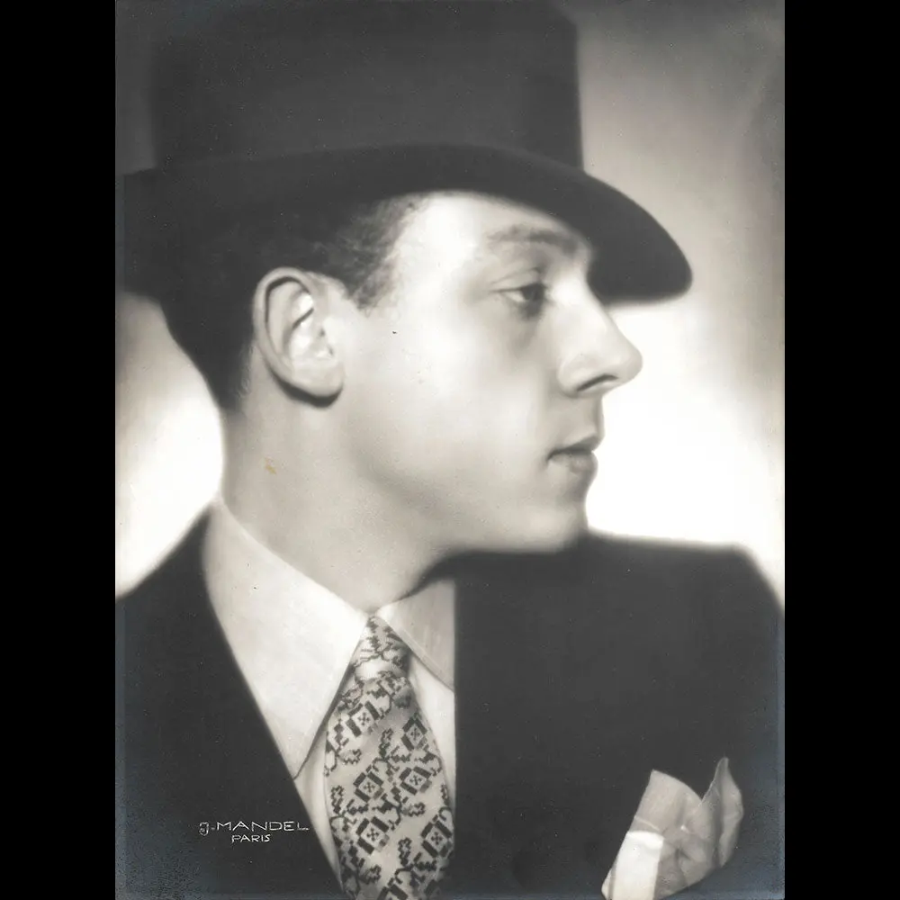 Portrait D'un Élégant Par Julien Mandel (Circa 1925) 1