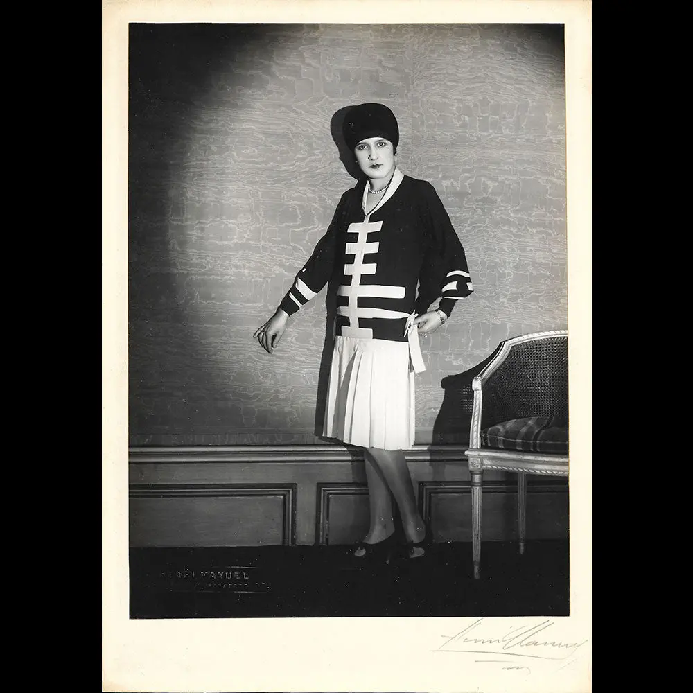Elégante En Ensemble De Sport, Tirage De Henri Manuel 1