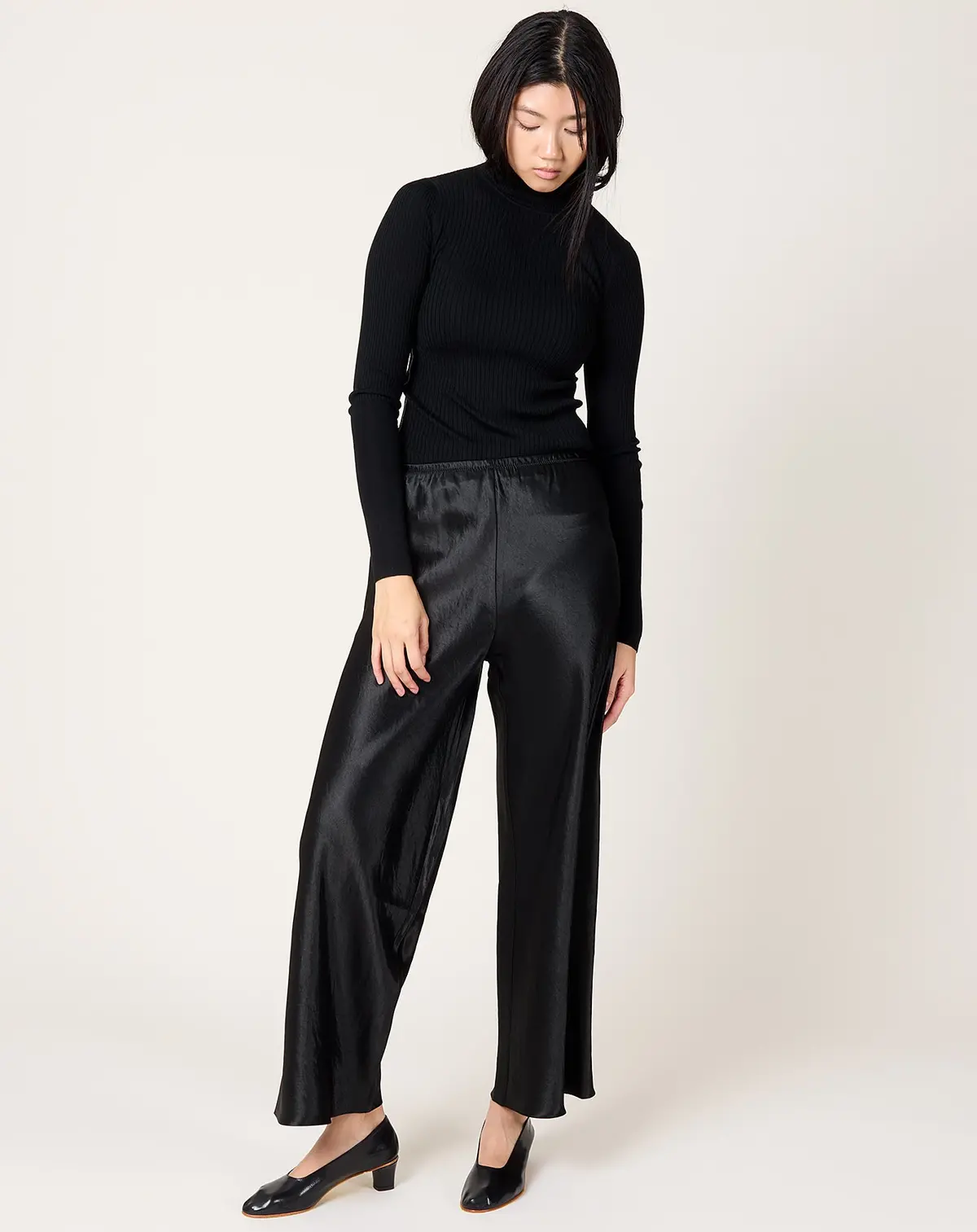 Bias Cut Trouser In Black 1