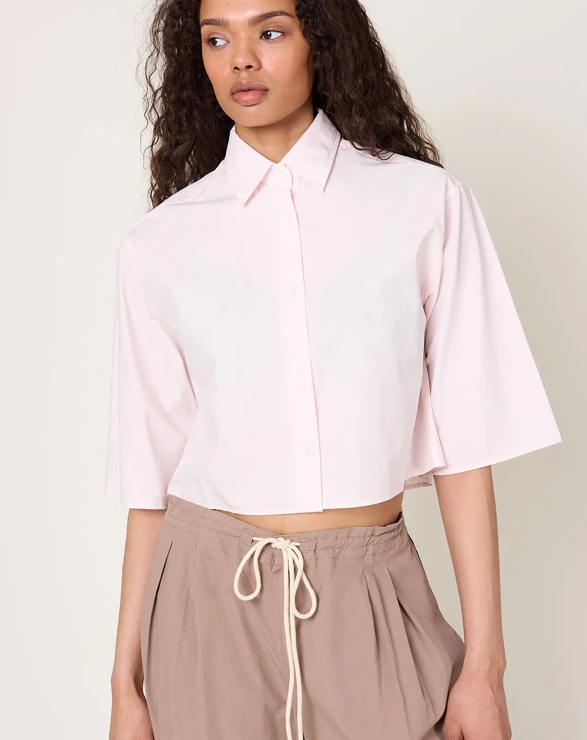 Cropped Short Sleeve Shirt In Blush Pink 1
