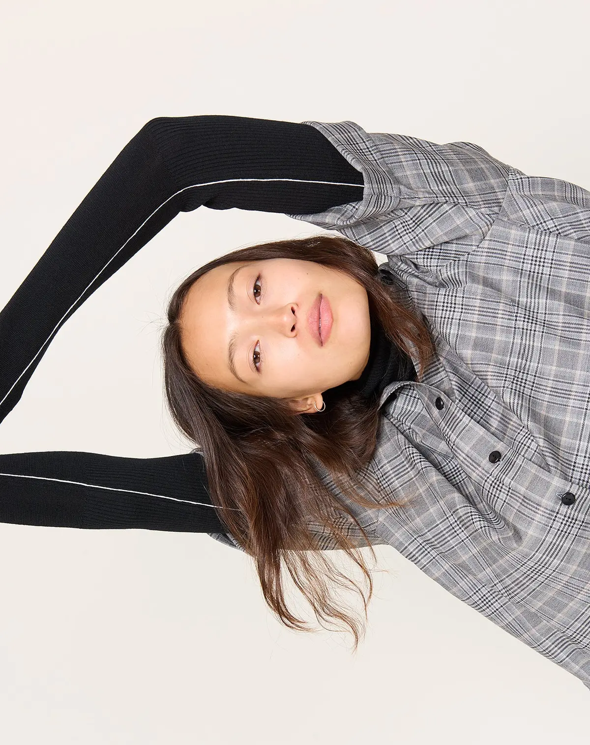 Short Sleeve Oversized Shirt In Grey Plaid 1