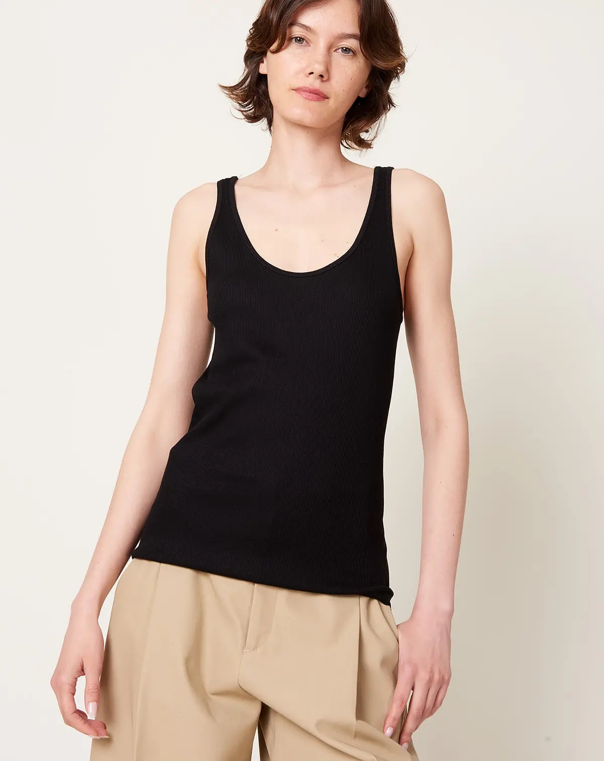 Ribbed Tank Top In Black 1