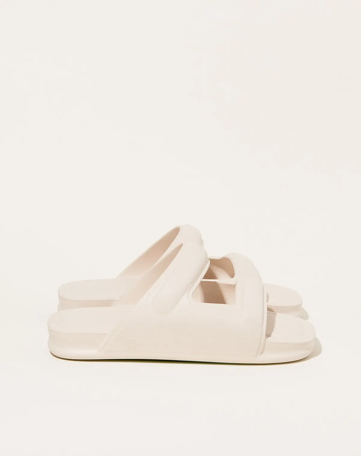 Free Slide In Beige 1