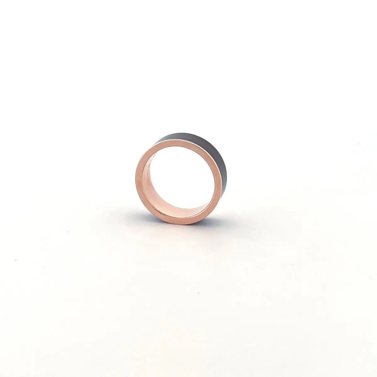 Men's 14K Rose Gold Wedding Band With Blue/Purple Color Changing Inlay Flat Polished Design - 8Mm 17