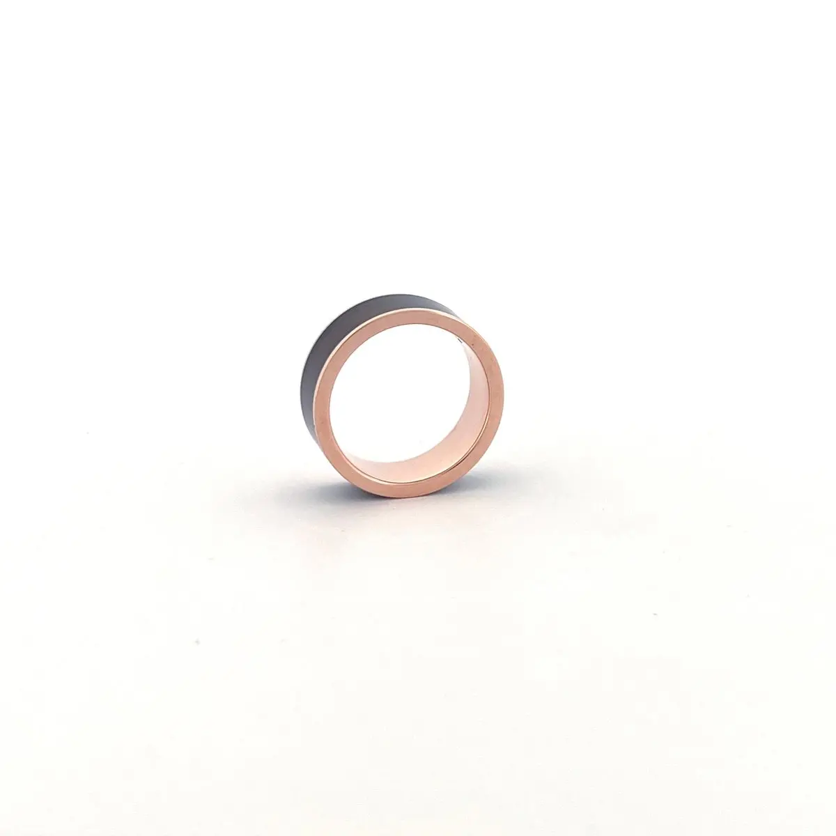 Men's 14K Rose Gold Wedding Band With Blue/Purple Color Changing Inlay Flat Polished Design - 8Mm 13