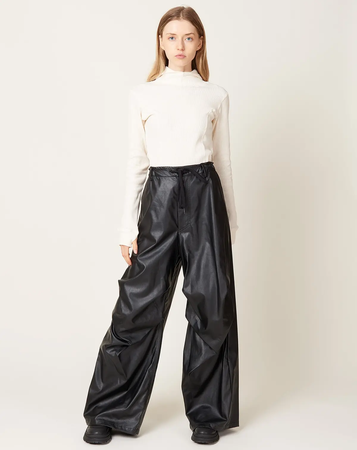 Faux Leather Trouser In Black 1