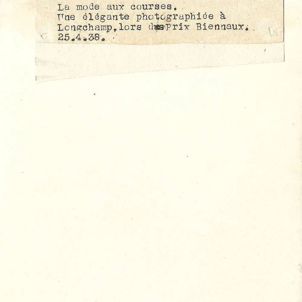 Elégante Aux Courses, La Mode À Longchamp, Photographie D'agence (1938) 2