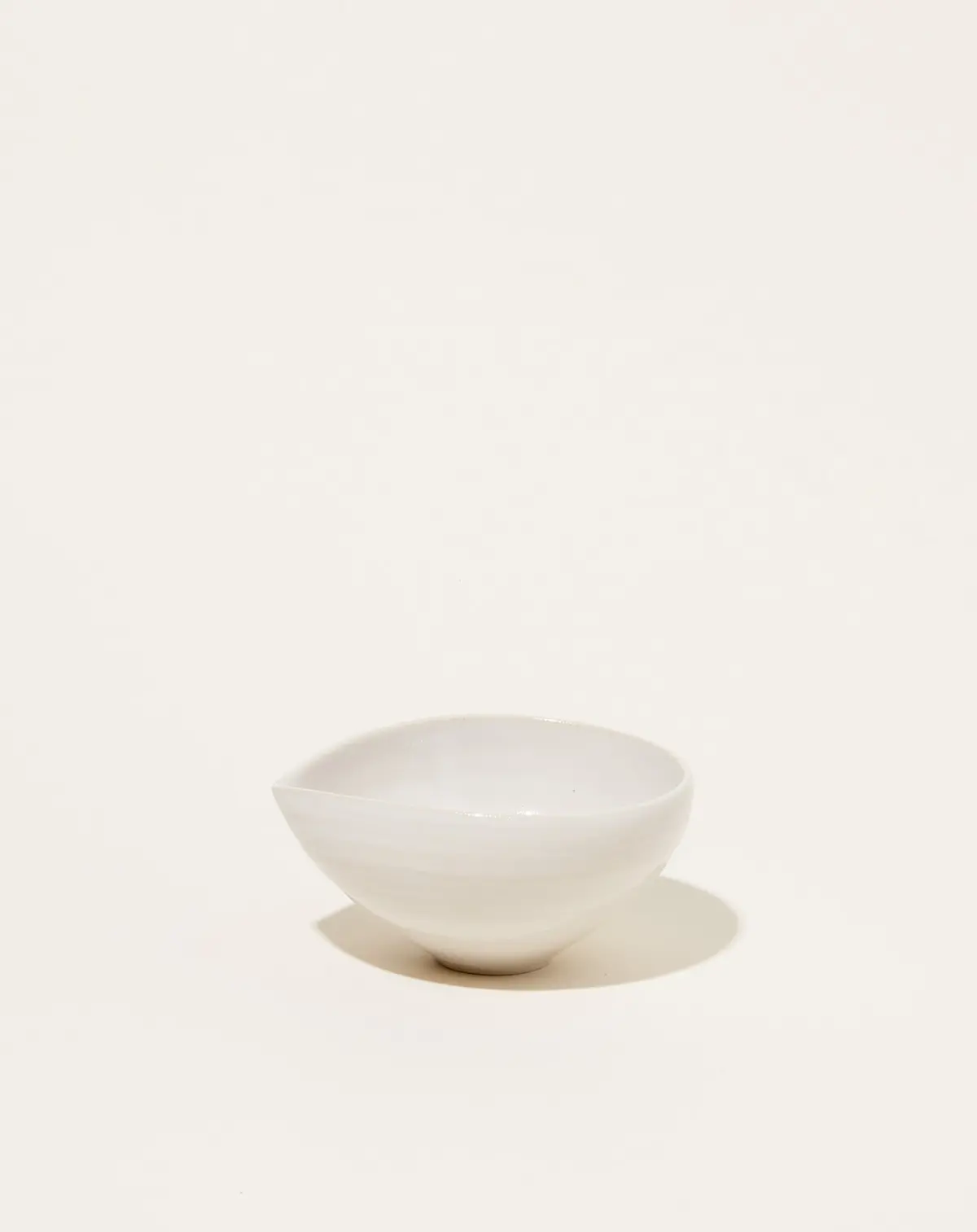Small Almond Bowl In White 1
