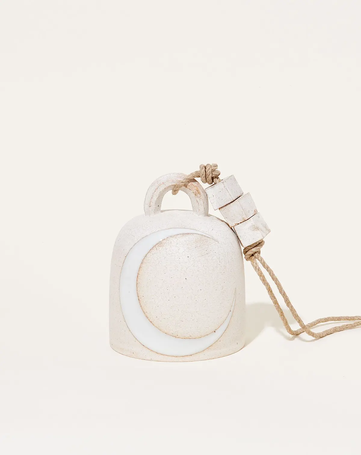 Round Thrown Bell In Crescent 1