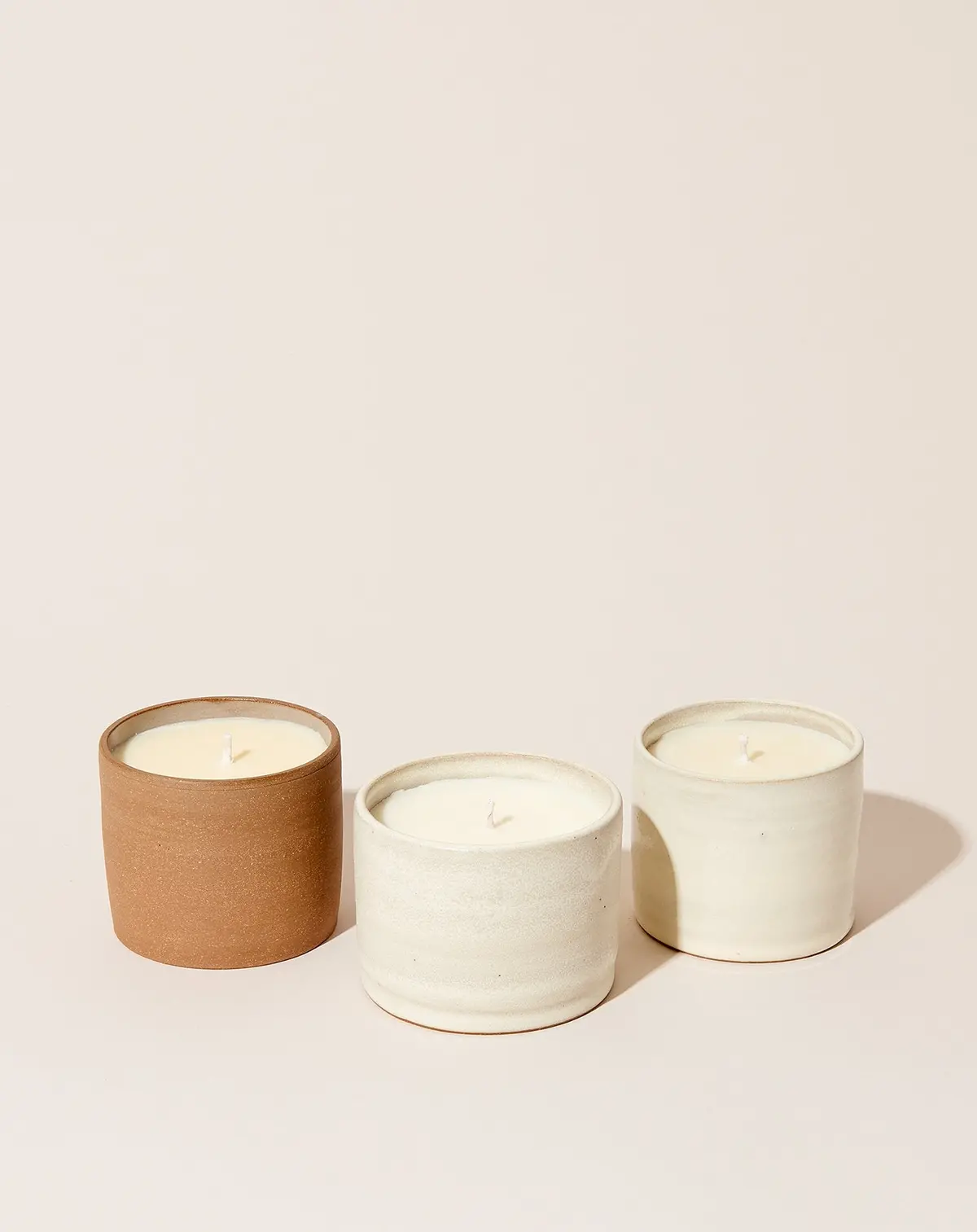 Essential Oil Off White Ceramic Candle: Basil & Bergamot 2