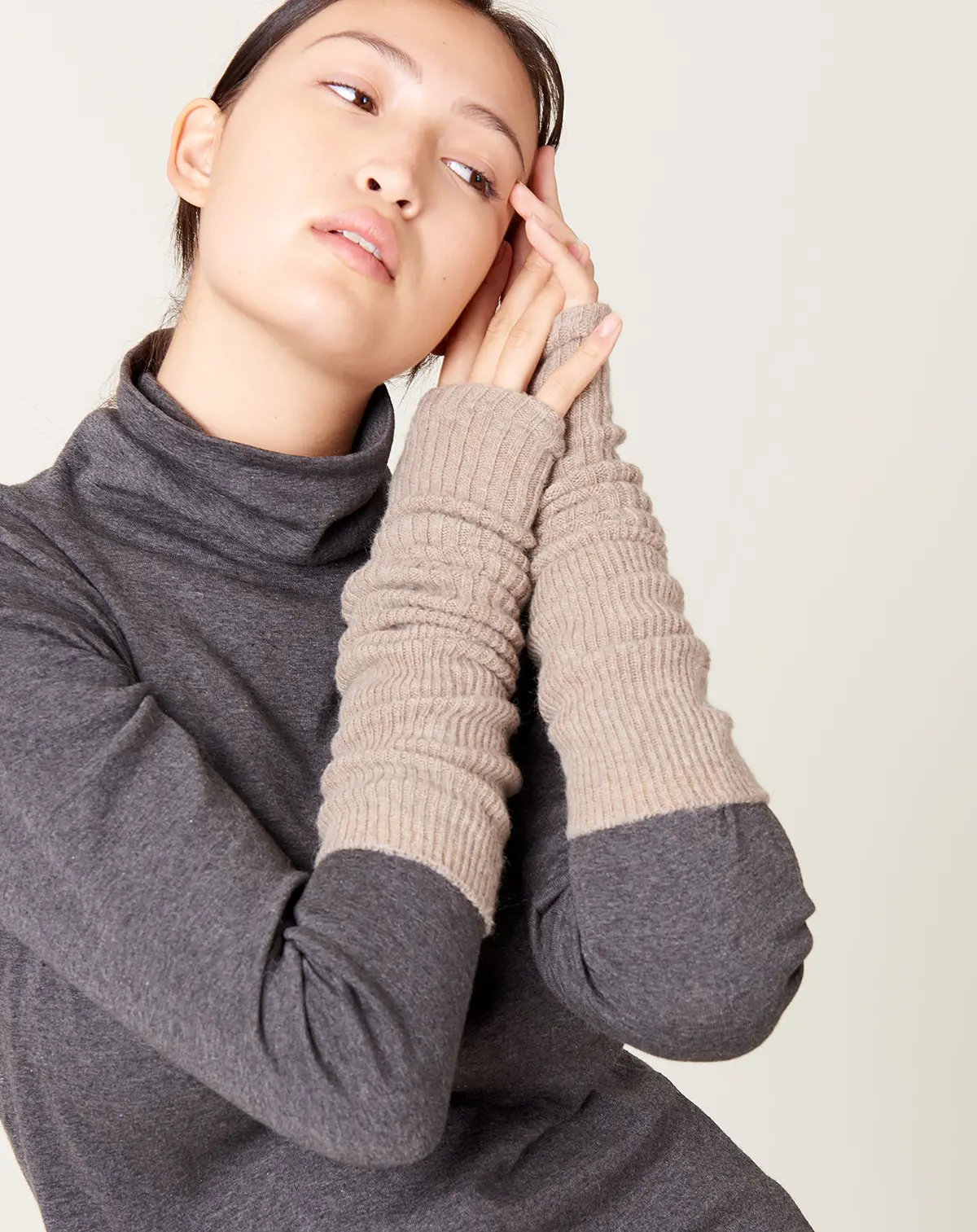 Alpaca Arm And Leg Warmers In Beige 1