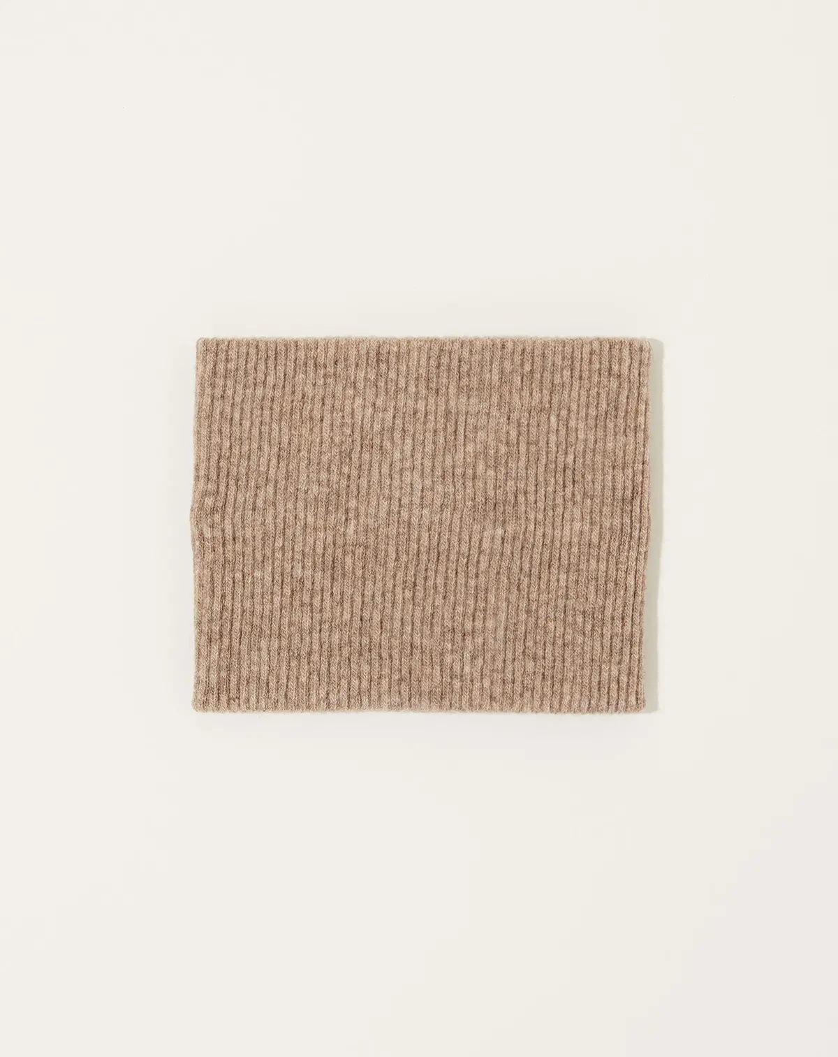 Lightweight Cashmere Neck Warmer In Beige 1