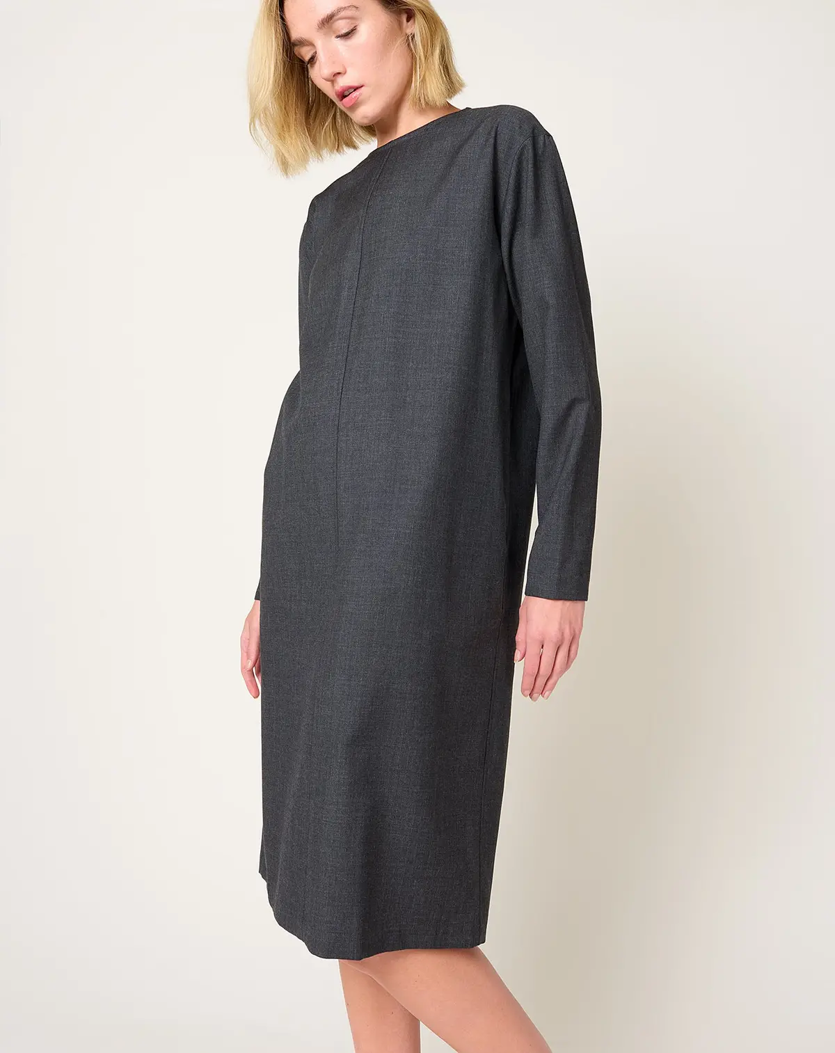 Salvin Dress In Anthracite Grey 1