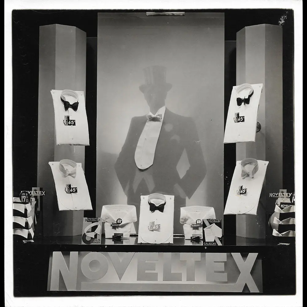 Noveltex - Vitrine De Chemises Des Grands Magasins Du Printemps (1934) 1