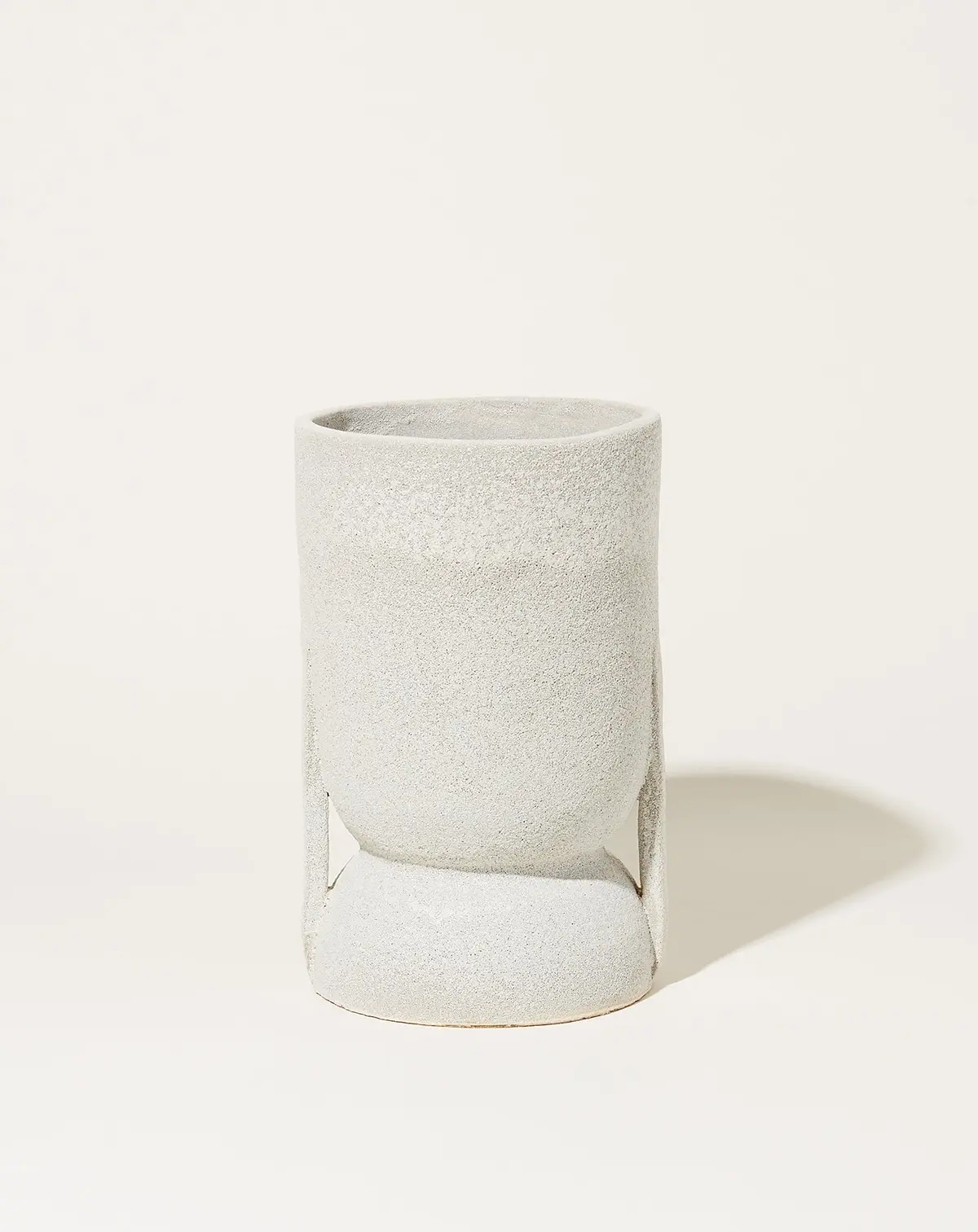 Habba Vessel In White 1