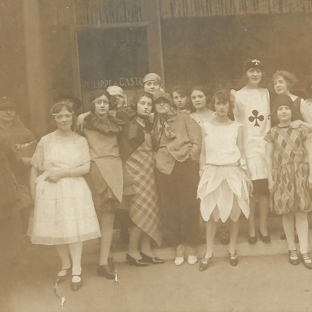 Philippe Et Gaston - La Sainte-Catherine À La Maison De Couture, 120 Avenue Des Champs-Elysées À Paris (Circa 1922-1925) 2