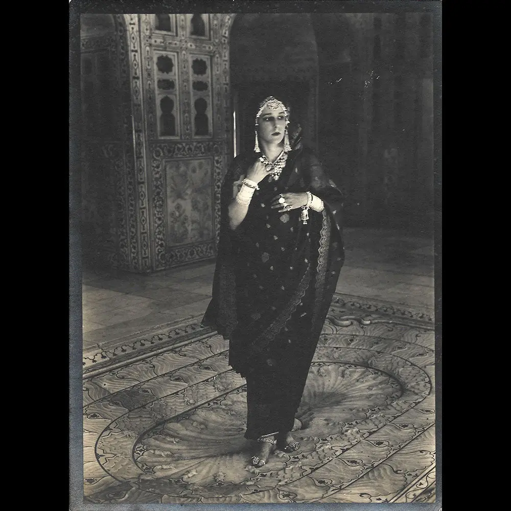 Poiret - Laurka De Kurylo En Costume De Scène (Circa 1920S) 1