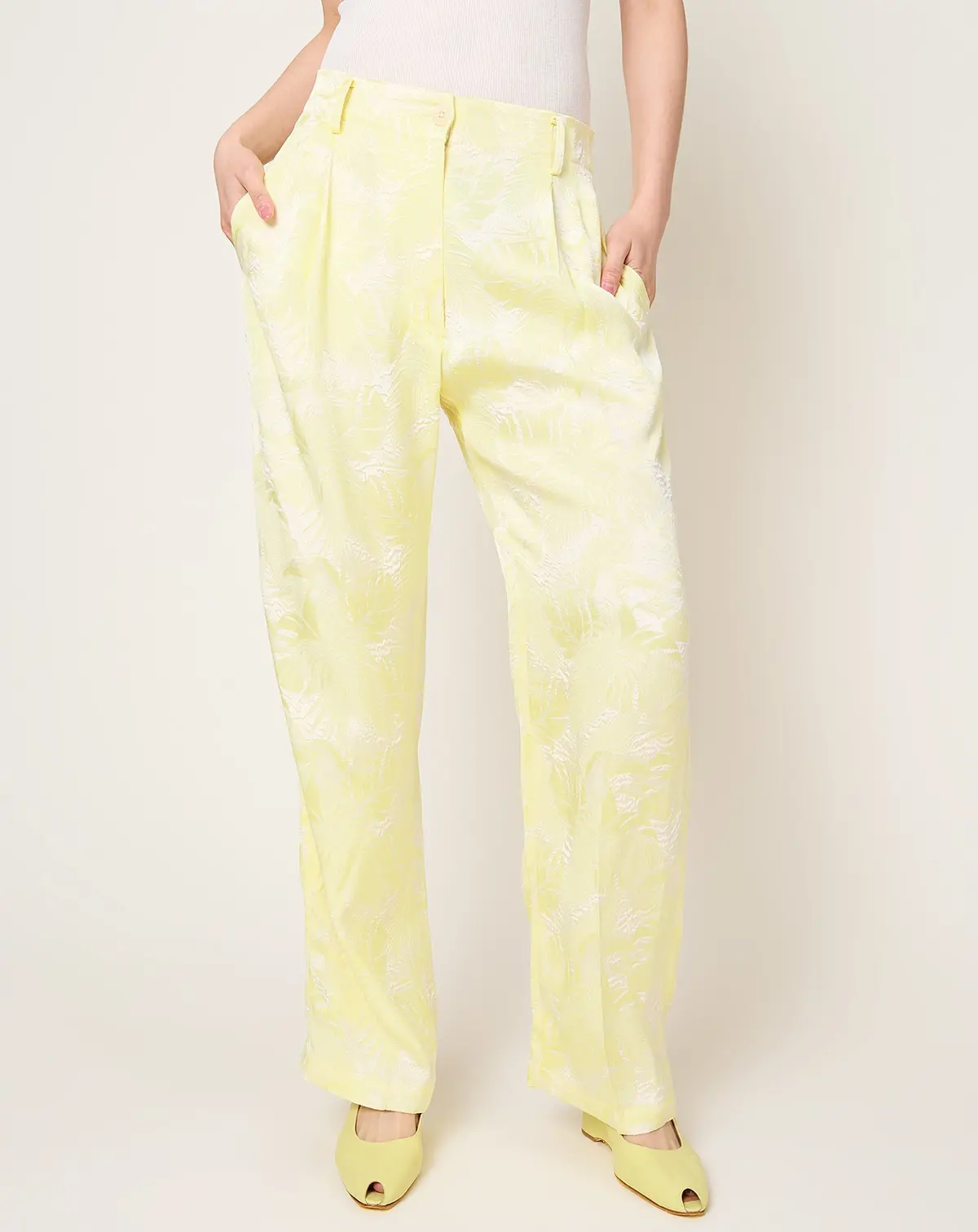 Belhurst Pant In Lemon Toucan Jacquard 1