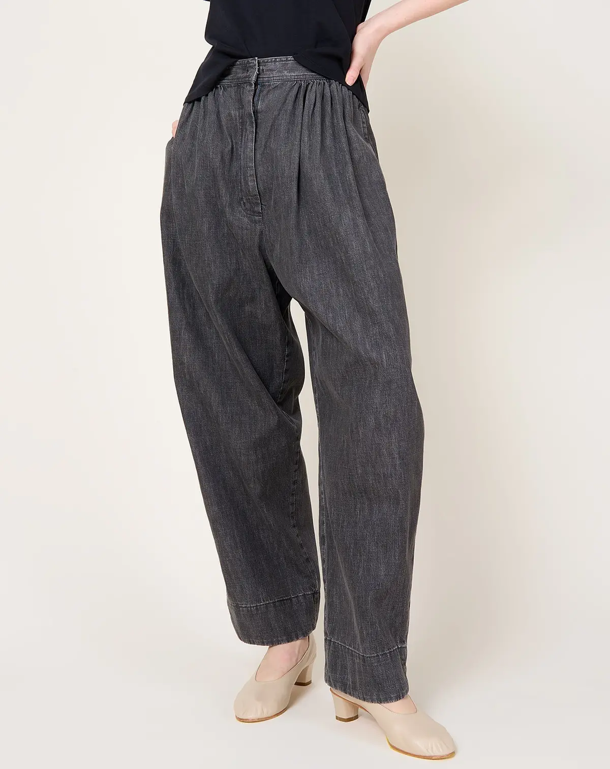 Liza Pant In Ash Wash 1
