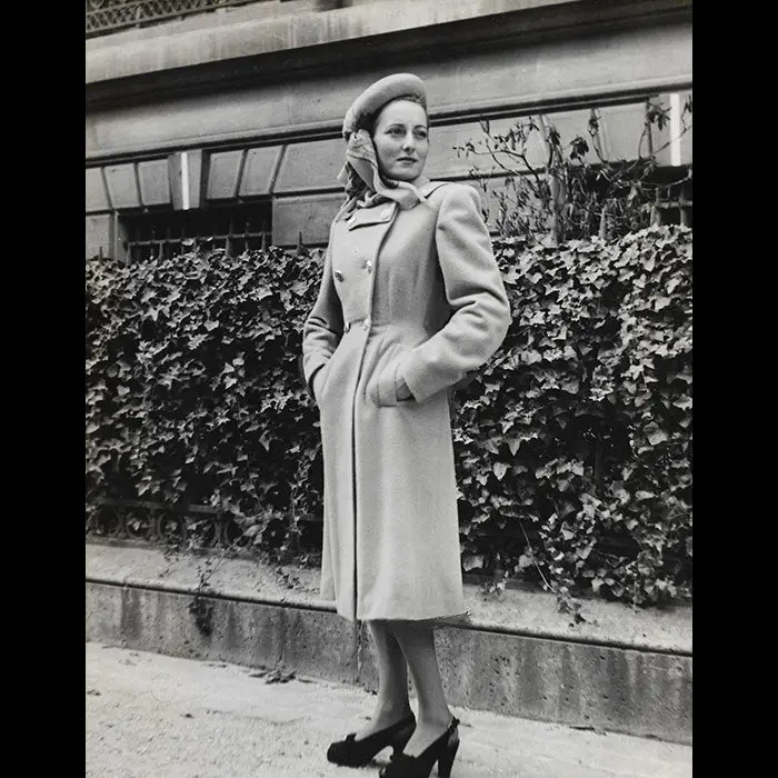 Marcel Rochas - Manteau De Lainage (1946) 1