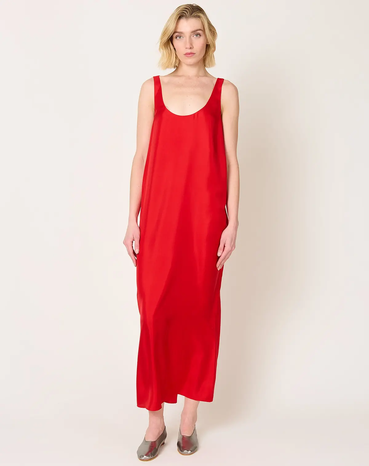 Silk Scoop-Neck Dress In Red 1