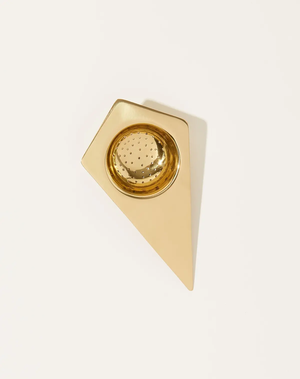 Tea Strainer In Brass 1
