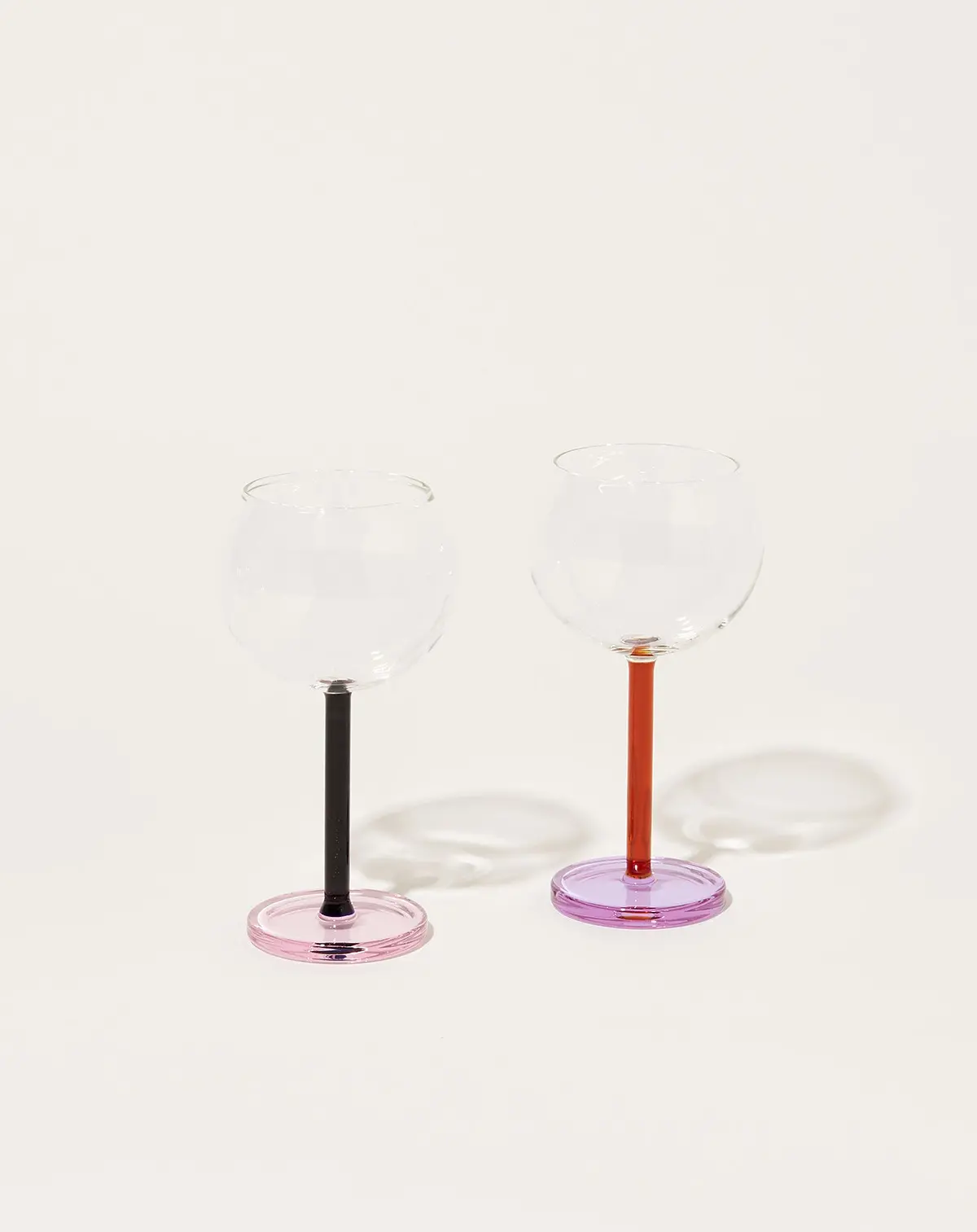 Bilboquet Wine Set In Twilight 1