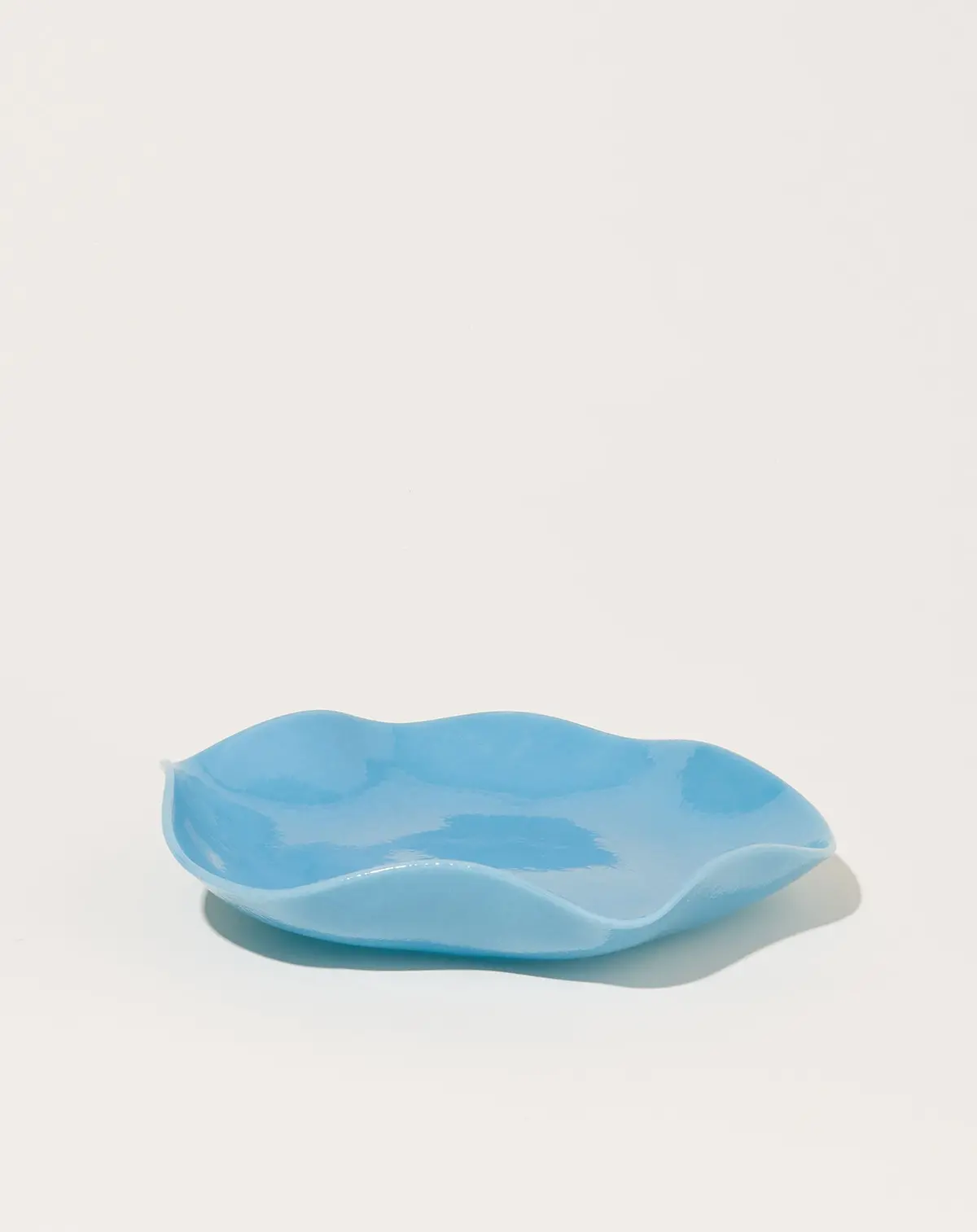 Large Petal Plate In Periwinkle (Opaque) 1