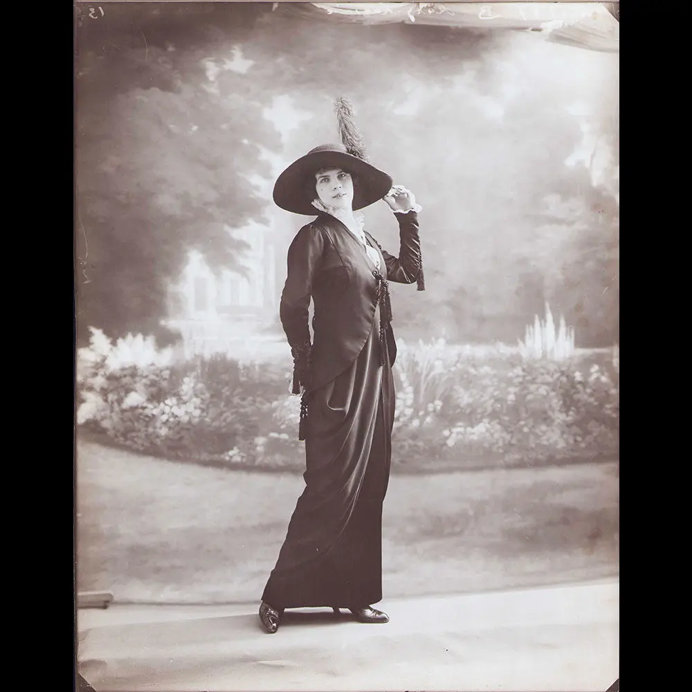 Margaine Lacroix - Robe, Photographie Du Studio Talbot (1910S) 1