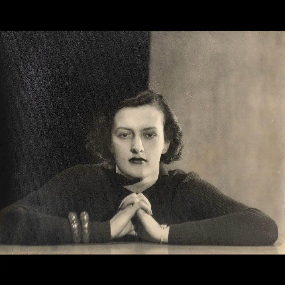 Paul Tanqueray - Portrait D'une Élégante Aux Bracelets (1930S) 1