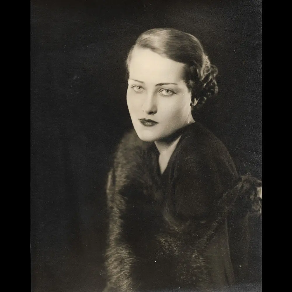 Paul Tanqueray - Portrait D'une Élégante (1930S) 1
