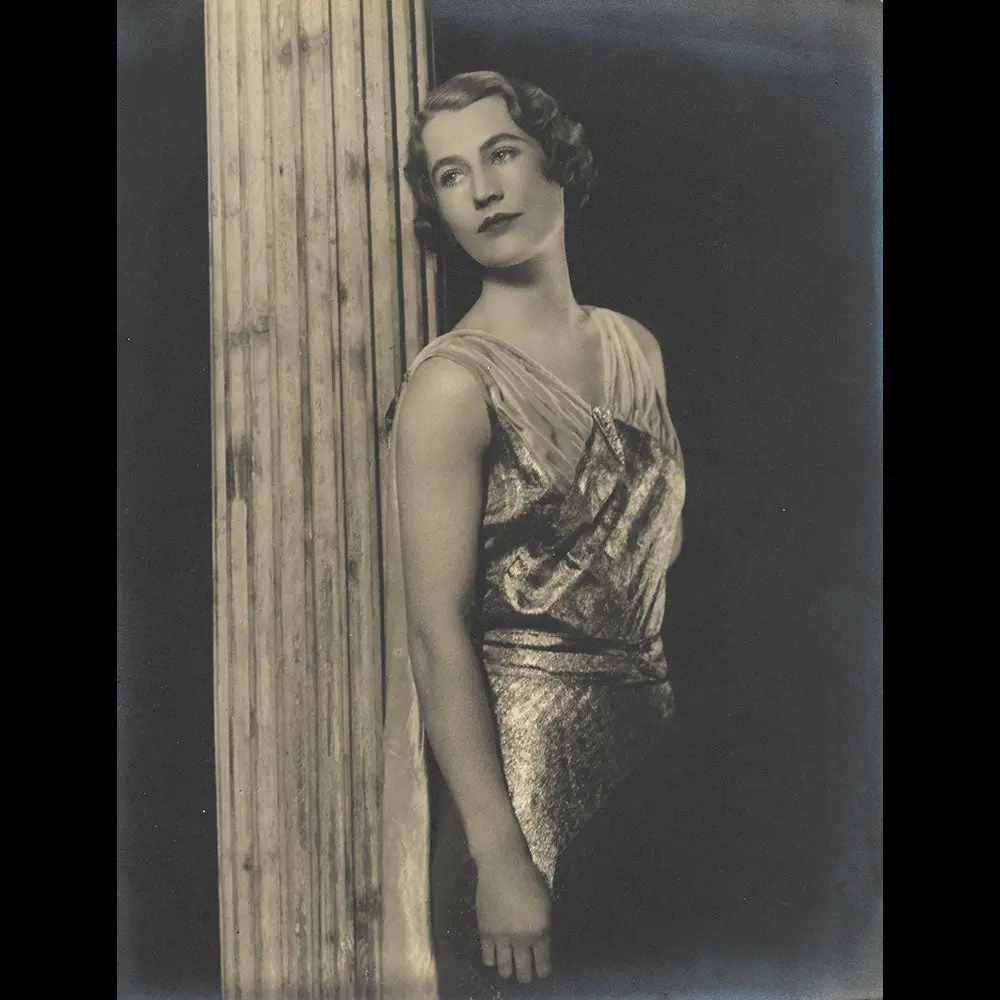 Paul Tanqueray - Portrait D'une Élégante (1930S) 1