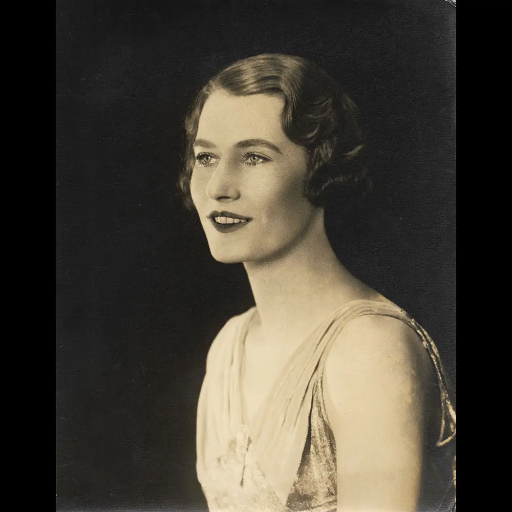 Paul Tanqueray - Portrait D'une Élégante (1930S) 1