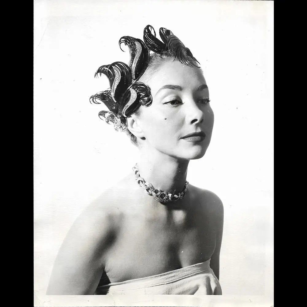 Coiffure D'antonio Et Collier Van Cleef & Arpels (1948) 1
